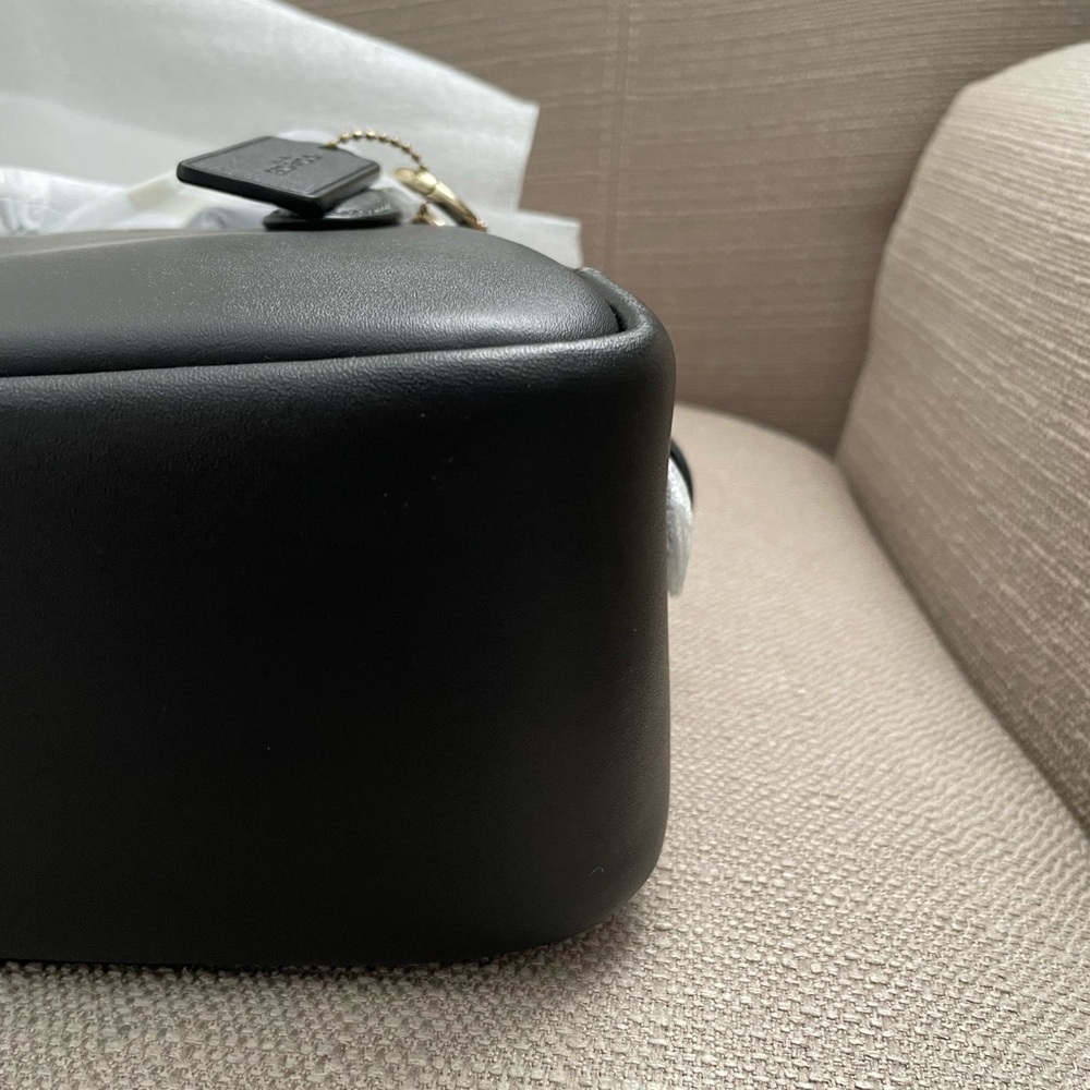 Coach Borough Bowling Bag in Colour Black And Coach customized Hangtag NWT - Picture 8 of 14